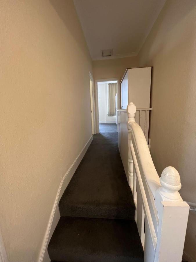 East London 2 Bedroom Apartment Esterno foto