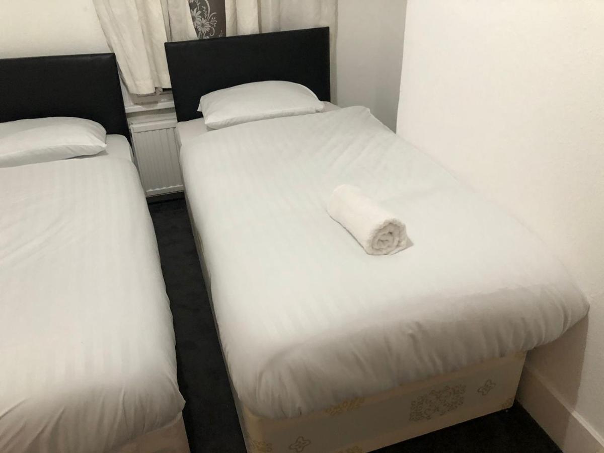 East London 2 Bedroom Apartment Esterno foto