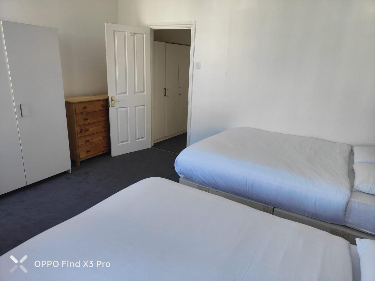 East London 2 Bedroom Apartment Esterno foto